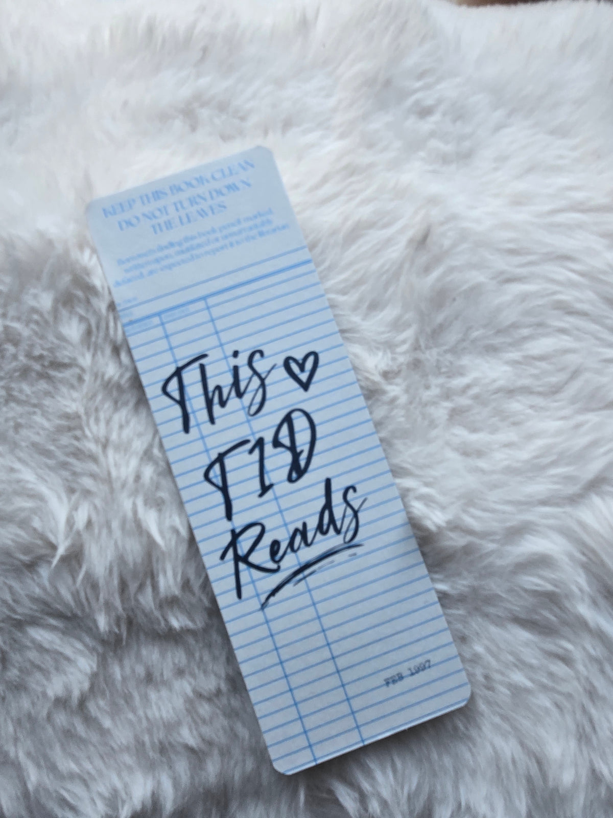 This T1D Reads Blue Library Card Bookmark