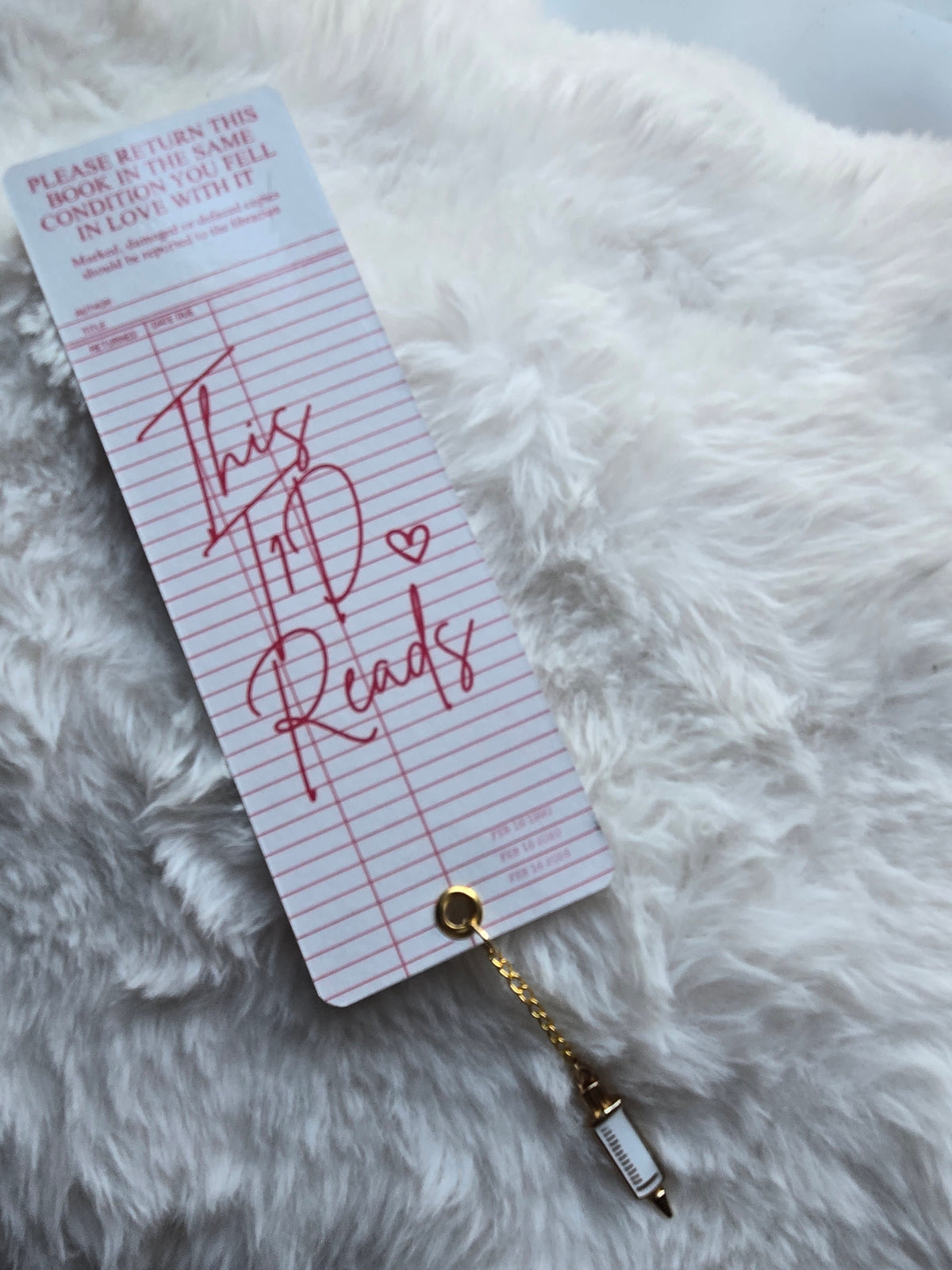 This T1D Reads Crimson Library Card Bookmark