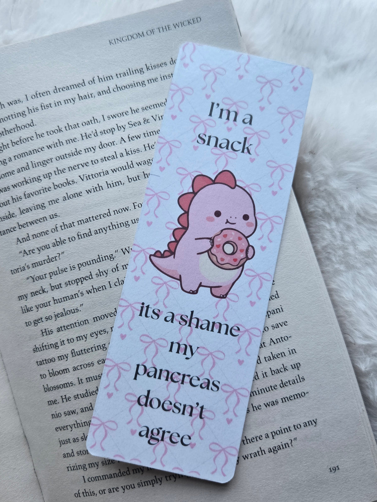 'I'm a Snack' Kawaii Dinosaur Bookmark – Pastel Diabetic Stationery & Bookish Gift