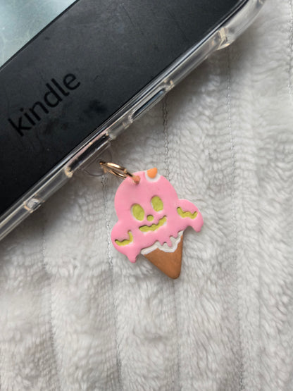 Melting Ghost Ice Cream Kindle Charm – Pastel Spooky E-Reader Charm & Bookish Accessory