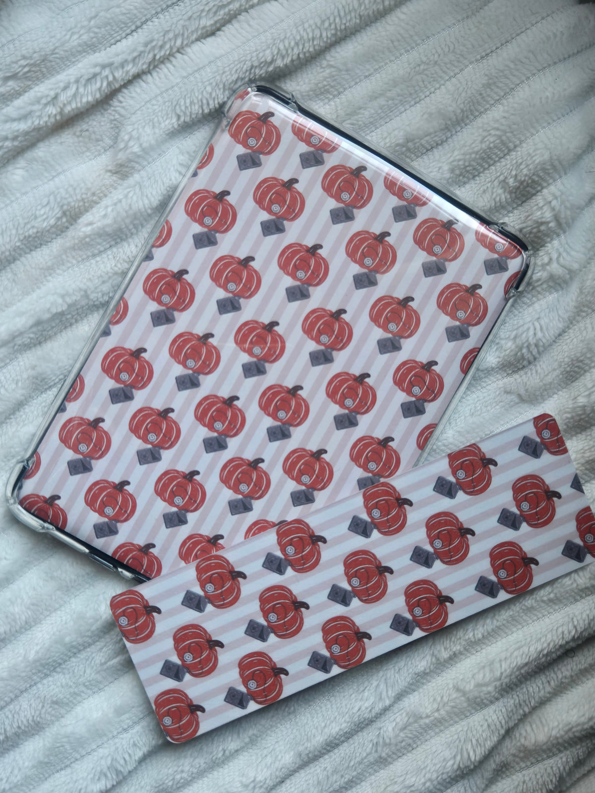 Pump-kin Kindle Insert - Fall Pumpkins & Insulin Pumps Kindle Insert – Autumn Cozy Diabetic Backplate
